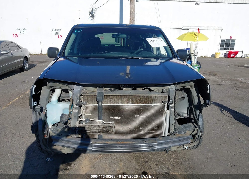 2010 HONDA PILOT LX VIN: 5FNYF4H26AB019573