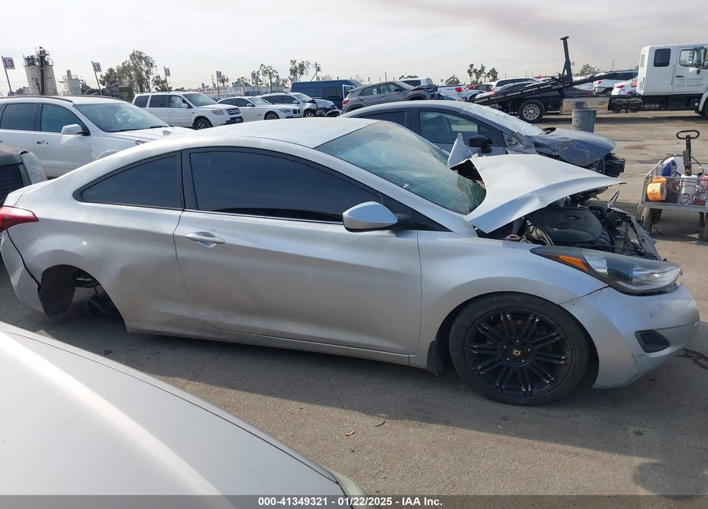 2013 HYUNDAI ELANTRA VIN: KMHDH6AE9DU017235