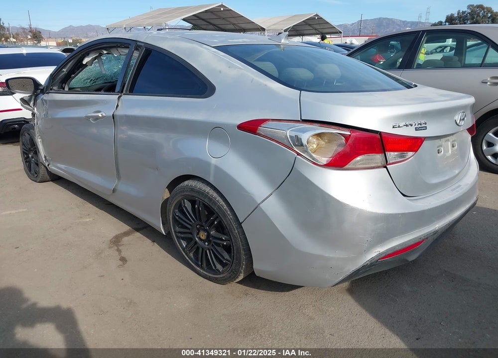 2013 HYUNDAI ELANTRA VIN: KMHDH6AE9DU017235