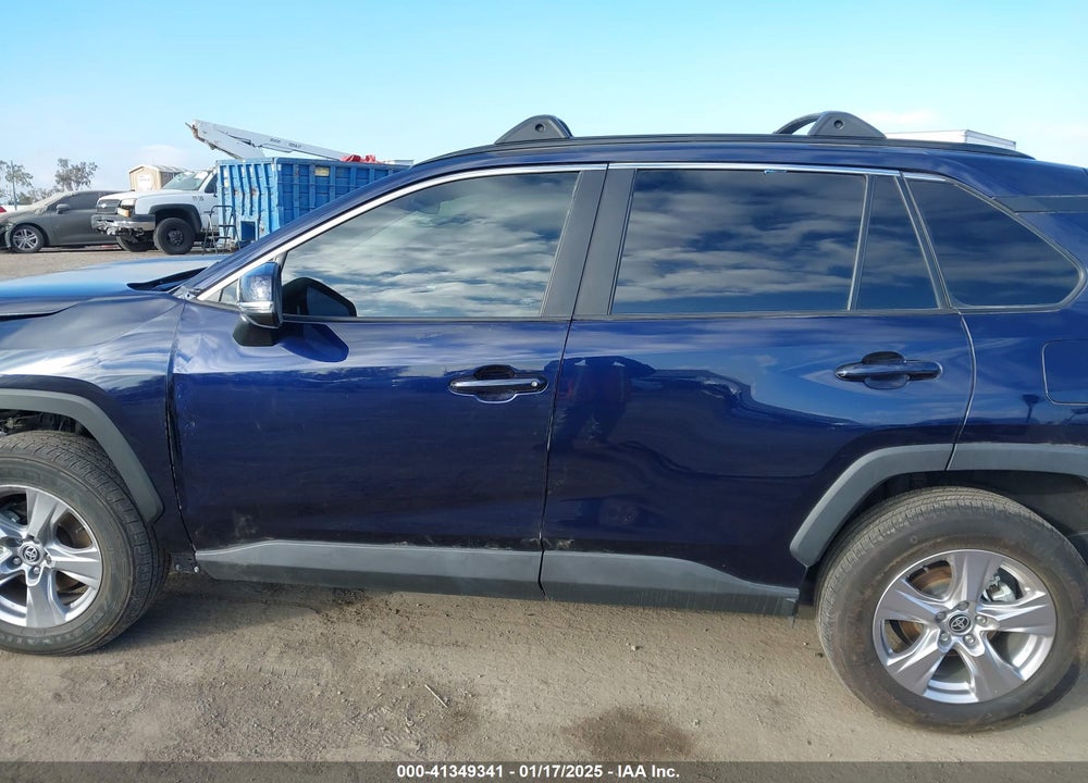 2022 TOYOTA RAV4 XLE VIN: 2T3W1RFV1NW235413