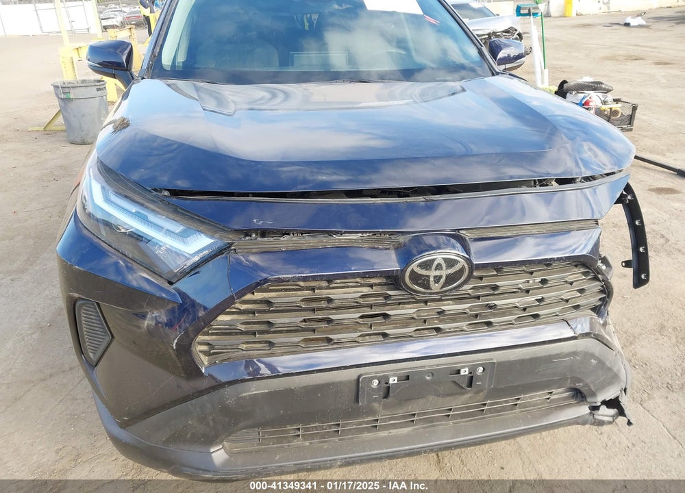 2022 TOYOTA RAV4 XLE VIN: 2T3W1RFV1NW235413
