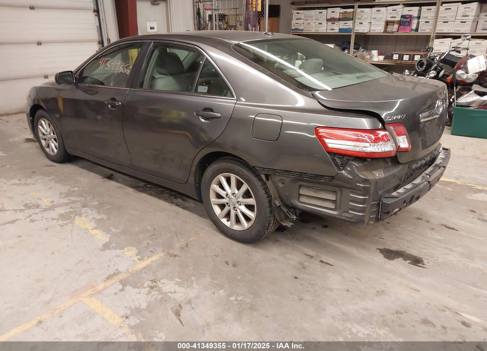 2011 TOYOTA CAMRY XLE VIN: 4T4BF3EK1BR188267