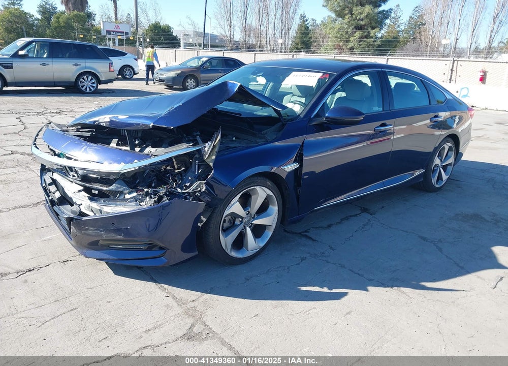 2018 HONDA ACCORD VIN: 1HGCV1F94JA081639