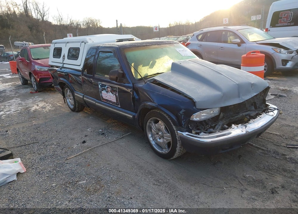 2003 CHEVROLET S-10 LS VIN: 1GCCS19X938207540