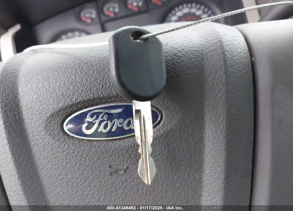 2010 FORD F-150 STX/XL/XLT VIN: 1FTMF1CW3AKE70096