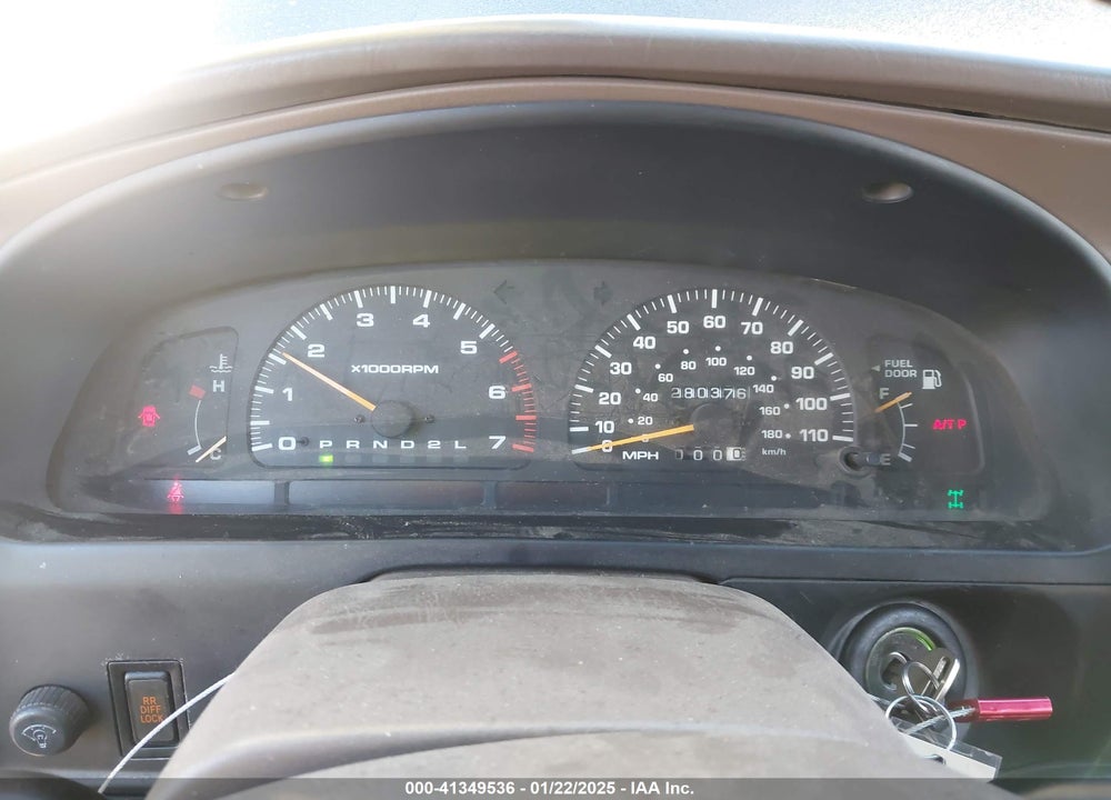 1998 TOYOTA 4RUNNER SR5 V6 LIMITED VIN: JT3HN87R0W0189611