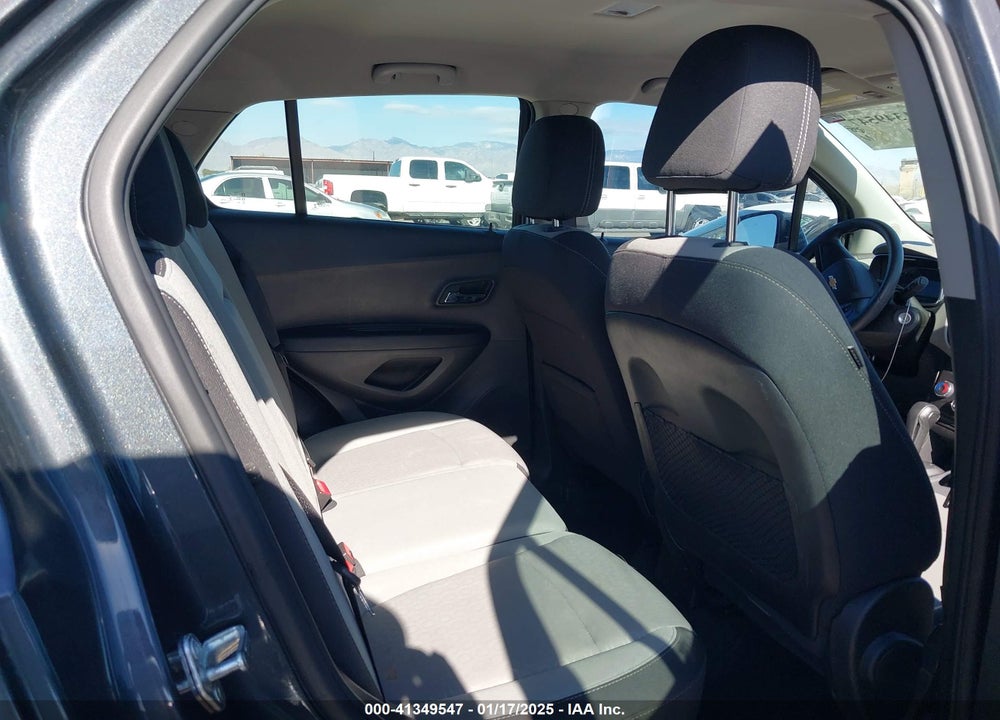 2016 CHEVROLET TRAX 1LS VIN: 3GNCJKSB3GL279355