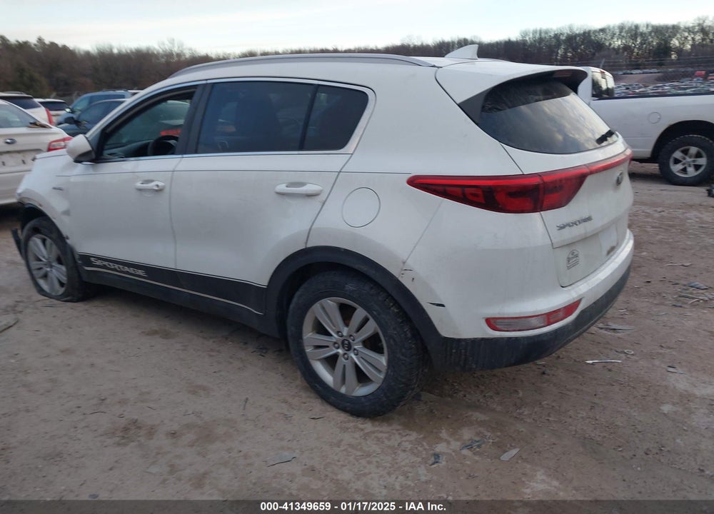 2017 KIA SPORTAGE LX VIN: KNDPMCAC8H7271355