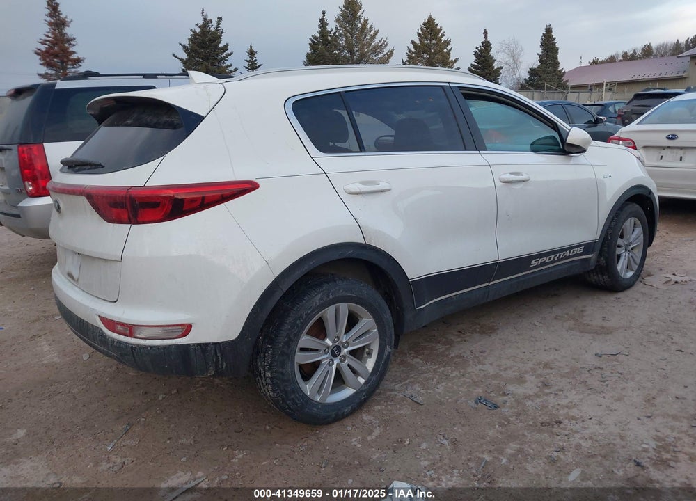 2017 KIA SPORTAGE LX VIN: KNDPMCAC8H7271355