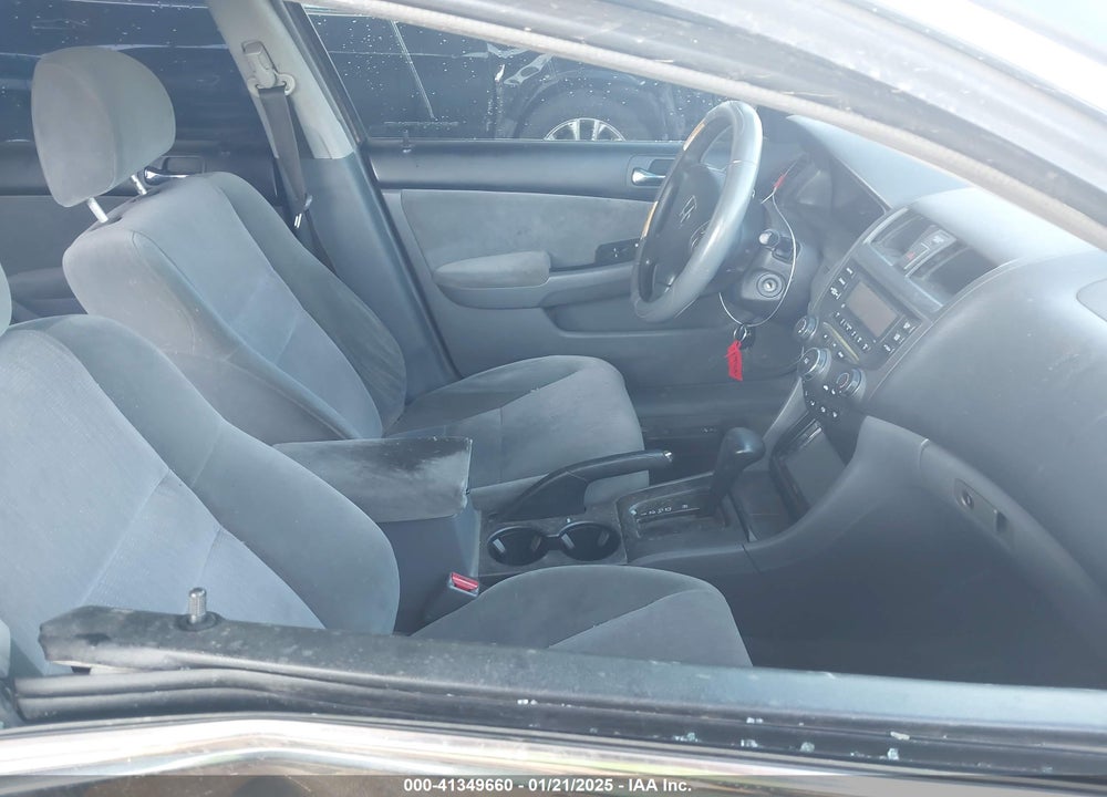 2004 HONDA ACCORD 2.4 LX VIN: 1HGCM56394A128951