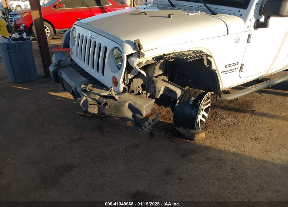 2013 JEEP WRANGLER UNLIMITED SPORT VIN: 1C4BJWDG3DL680643