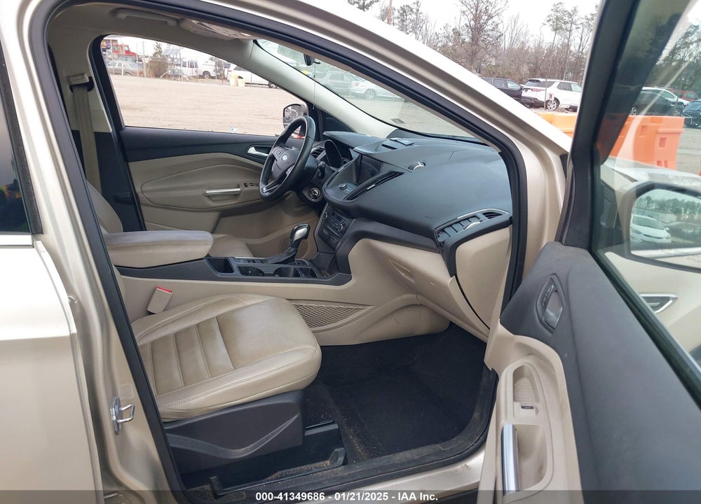 2018 FORD ESCAPE SEL VIN: 1FMCU0HD2JUC45302