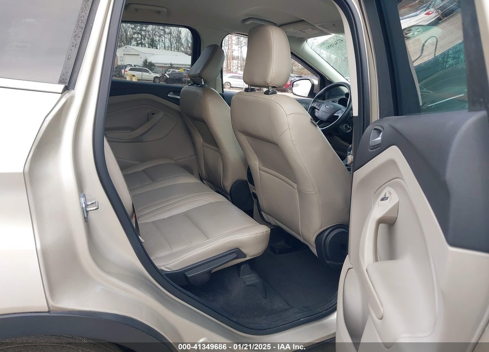 2018 FORD ESCAPE SEL VIN: 1FMCU0HD2JUC45302
