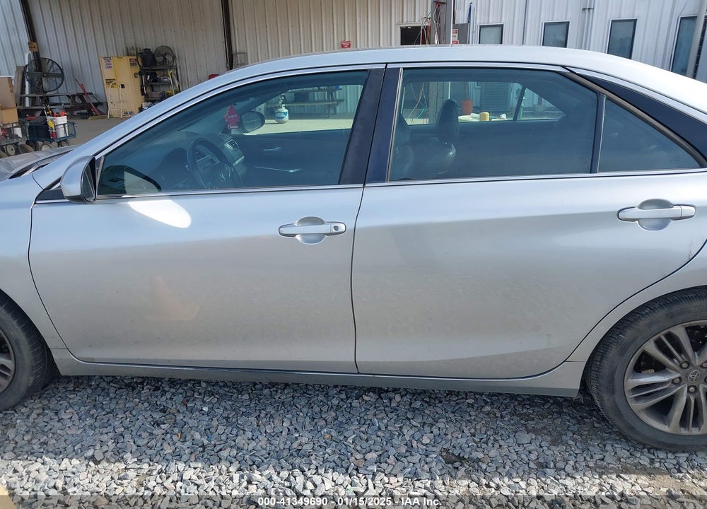 2016 TOYOTA CAMRY SE VIN: 4T1BF1FK1GU244907