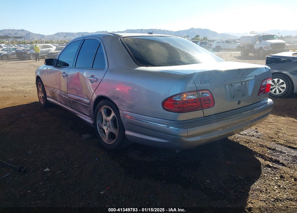 2001 MERCEDES-BENZ E 320 VIN: WDBJF65J01B269627
