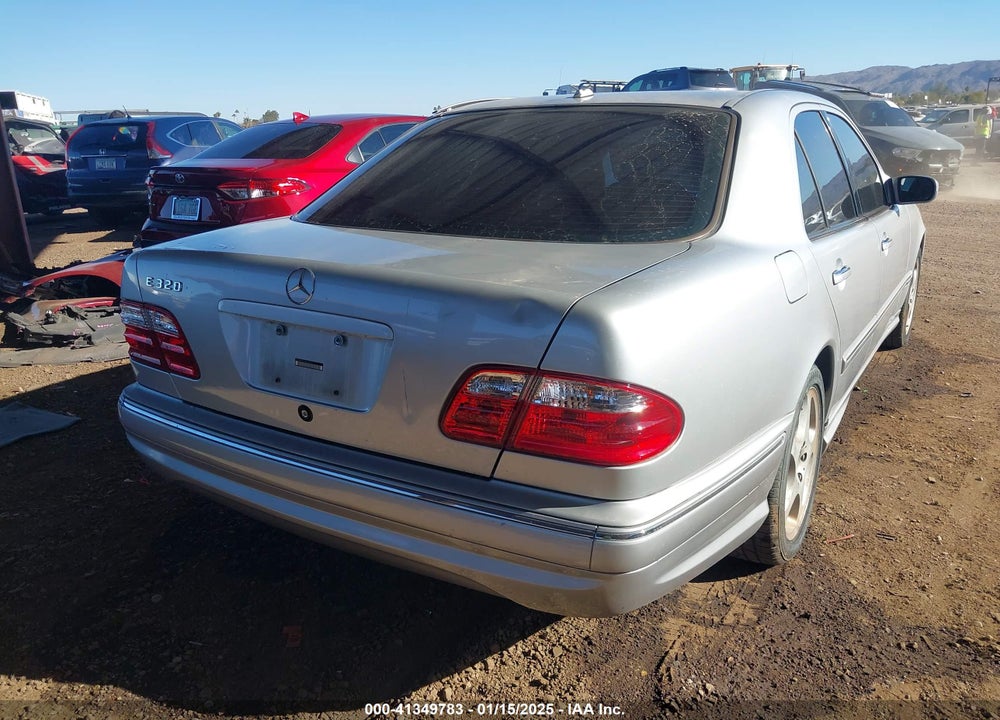 2001 MERCEDES-BENZ E 320 VIN: WDBJF65J01B269627