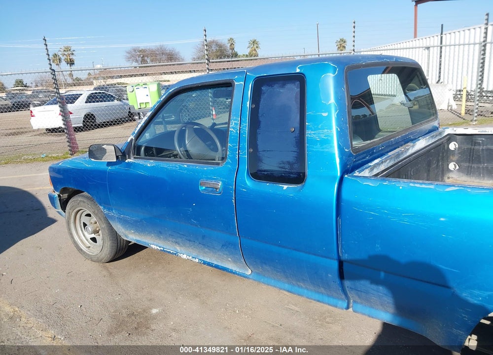 1990 TOYOTA PICKUP 1/2 TON EX LNG WHLBSE DLX VIN: JT4VN93D0L5016474