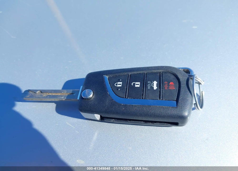2024 TOYOTA COROLLA LE VIN: 5YFB4MDE7RP175682