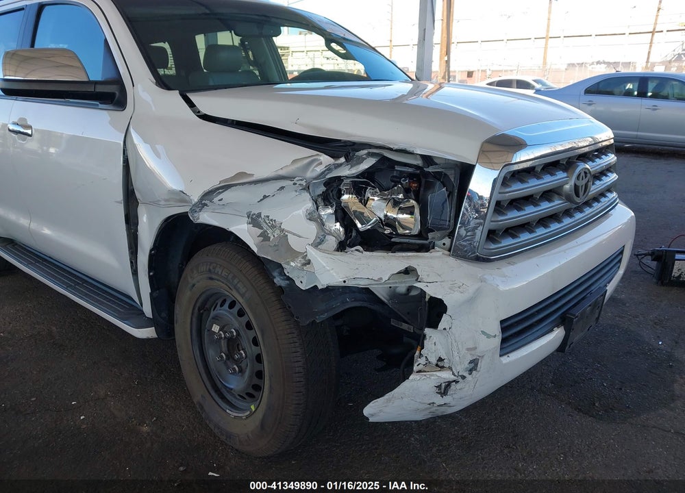 2010 TOYOTA SEQUOIA LIMITED 5.7L V8 VIN: 5TDKY5G10AS022656