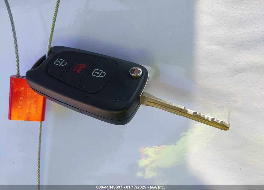 2011 KIA SOUL VIN: KNDJT2A20B7256091