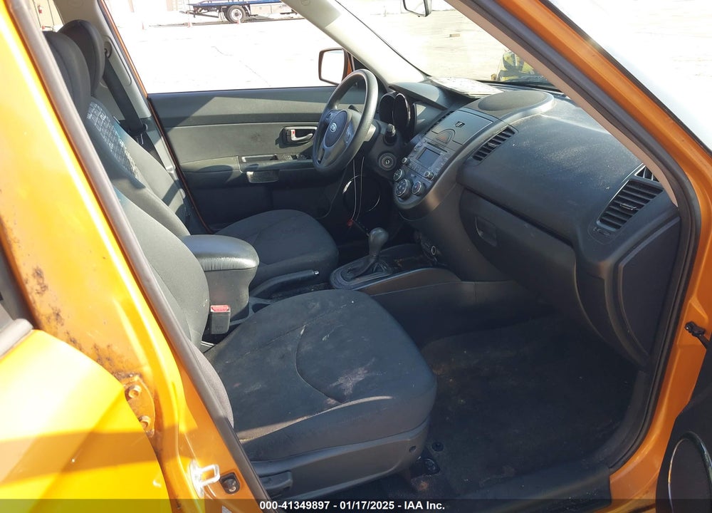 2011 KIA SOUL VIN: KNDJT2A20B7256091
