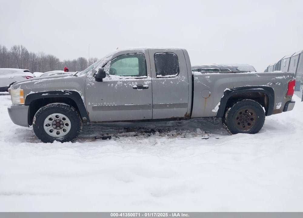 2007 CHEVROLET SILVERADO 1500 VIN: 1GCEK190X7Z608395