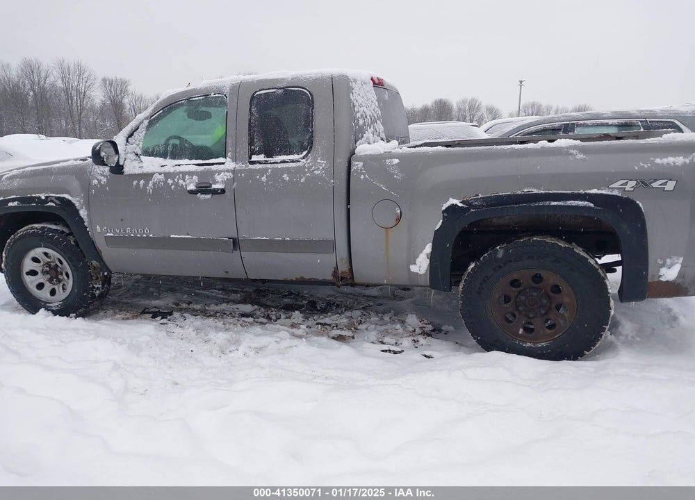 2007 CHEVROLET SILVERADO 1500 VIN: 1GCEK190X7Z608395