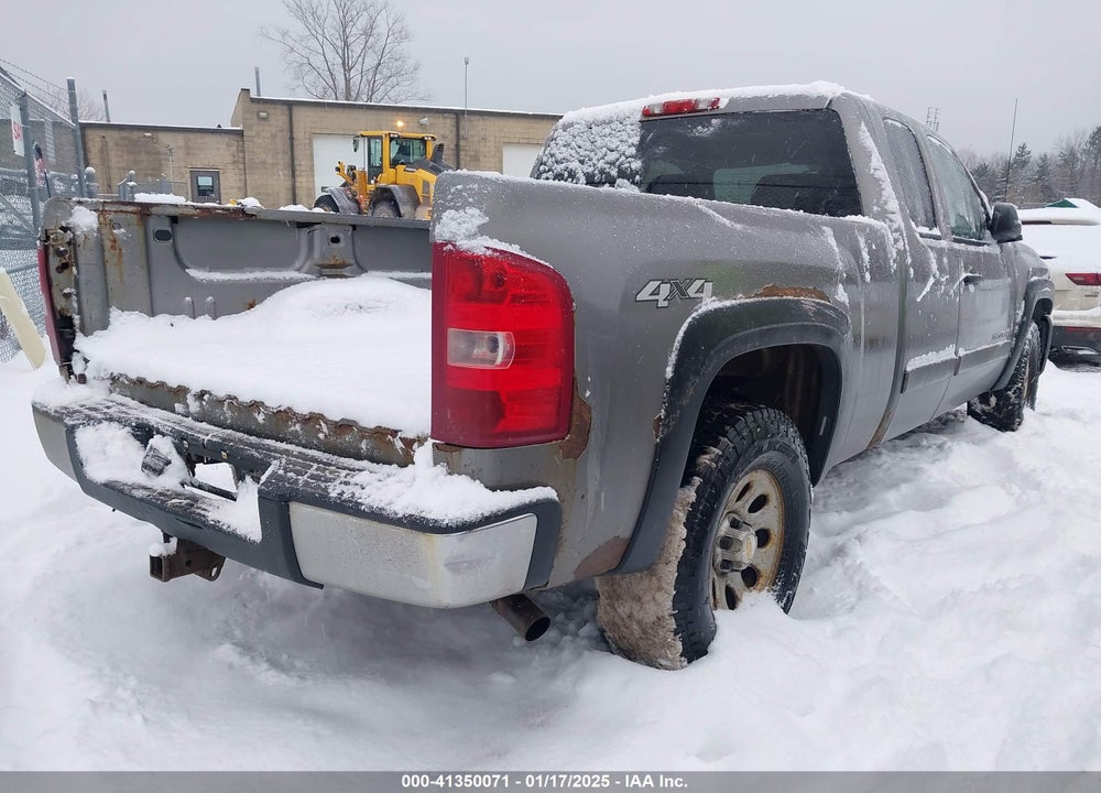2007 CHEVROLET SILVERADO 1500 VIN: 1GCEK190X7Z608395