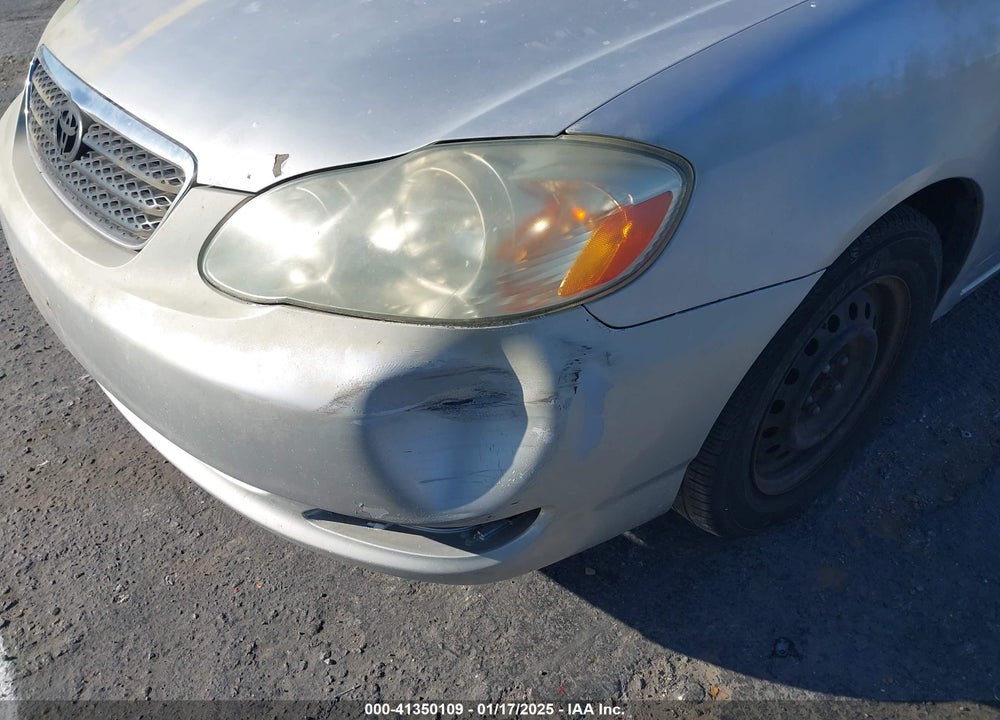 2005 TOYOTA COROLLA LE VIN: 1NXBR32E45Z504281