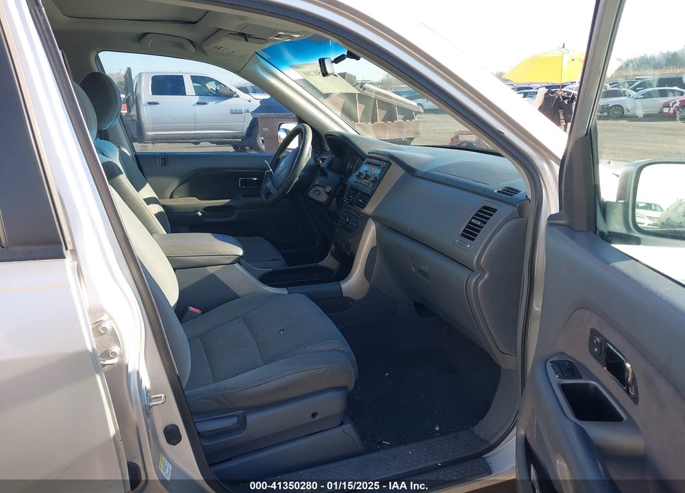 2008 HONDA PILOT SE VIN: 5FNYF18338B001727