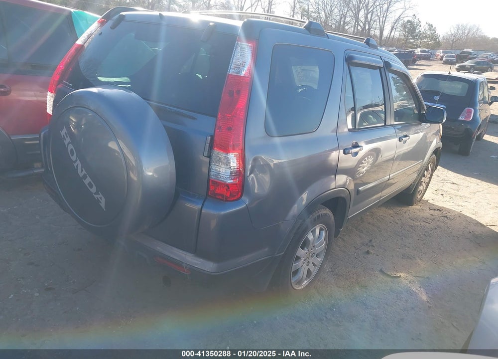 2005 HONDA CR-V VIN: SHSRD78935U315450