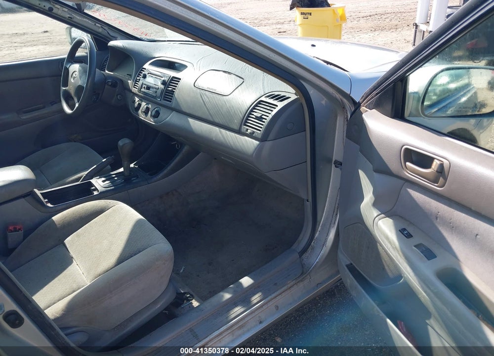 2002 TOYOTA CAMRY LE VIN: 4T1BE32K32U103107