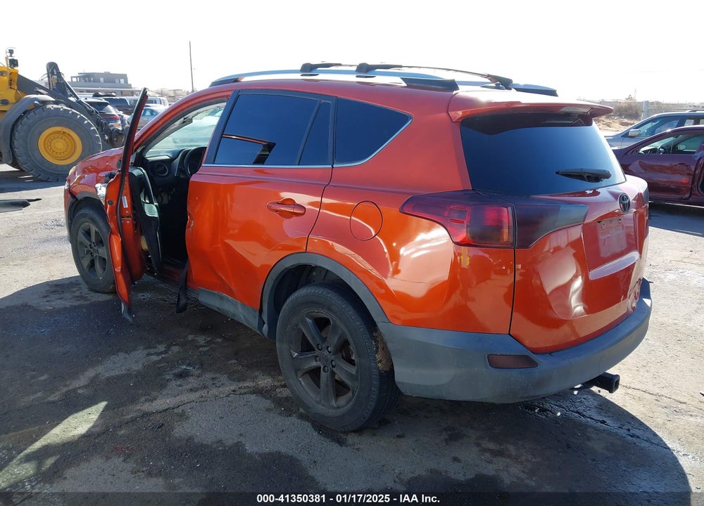 2015 TOYOTA RAV4 XLE VIN: 2T3WFREV3FW172335