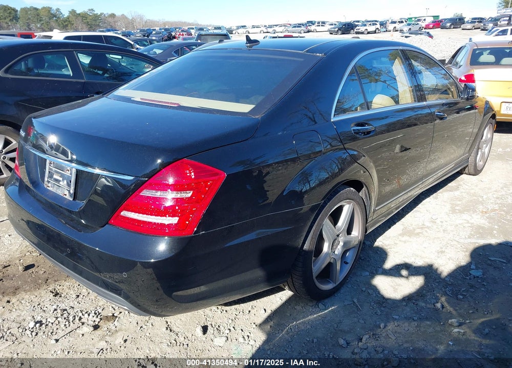 2013 MERCEDES-BENZ S VIN: WDDNG7DB6DA516004
