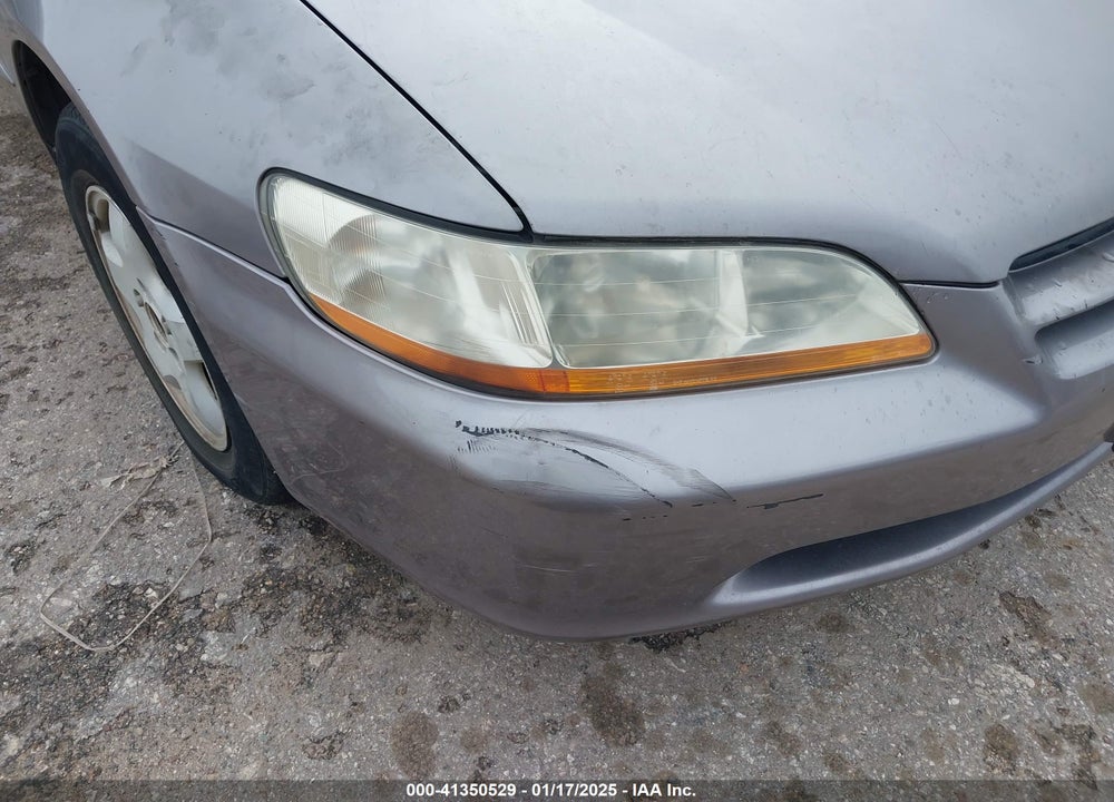 2000 HONDA ACCORD 3.0 EX VIN: 1HGCG1658YA076476