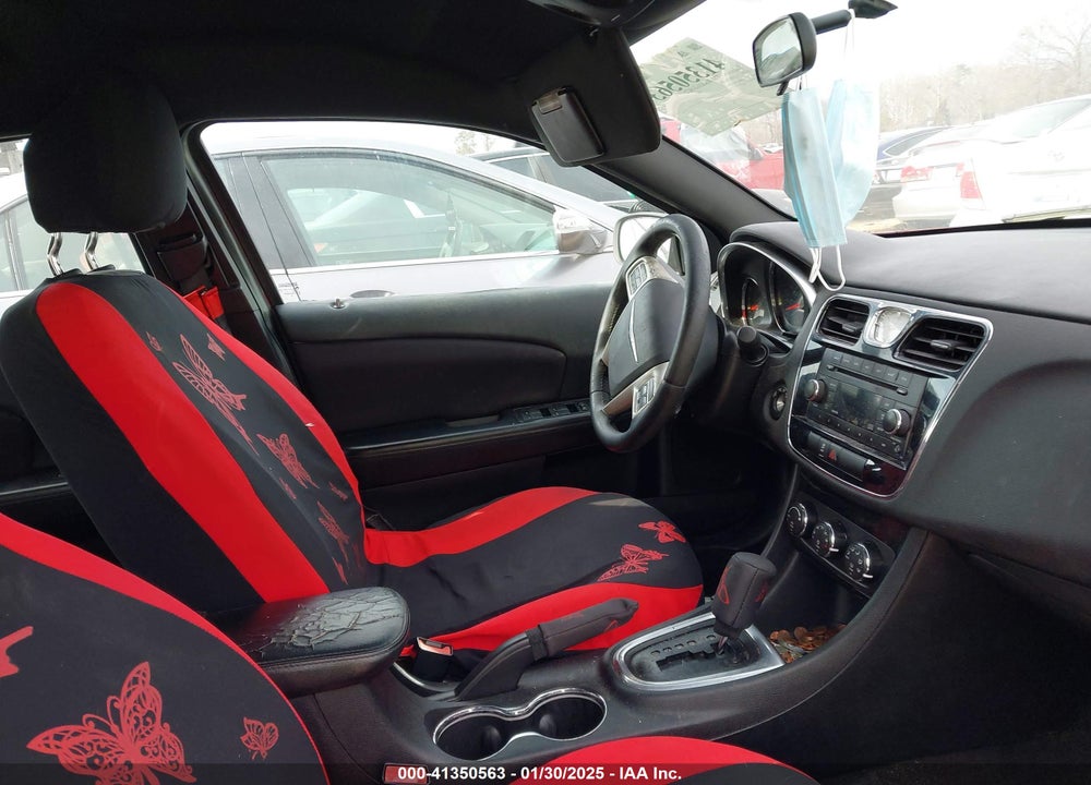 2013 CHRYSLER 200 VIN: 1C3CCBBG6DN556398