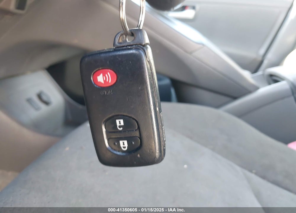 2011 TOYOTA PRIUS TWO VIN: JTDKN3DU4B0327738