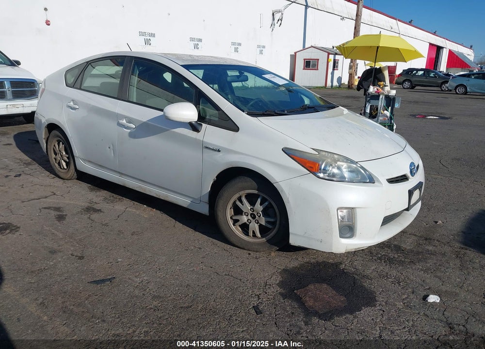2011 TOYOTA PRIUS TWO VIN: JTDKN3DU4B0327738