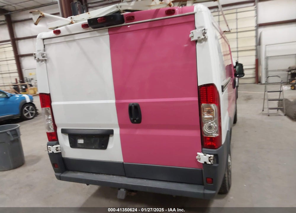2018 RAM PROMASTER 1500 LOW ROOF 136 WB VIN: 3C6TRVAG9JE129768