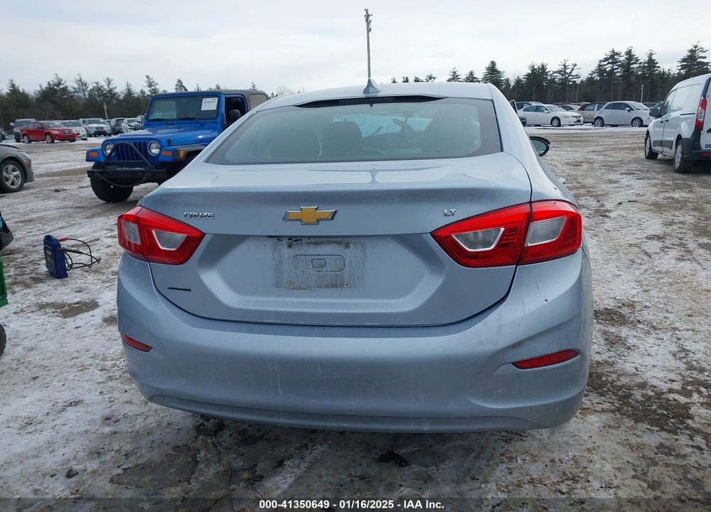 2017 CHEVROLET CRUZE VIN: 1G1BE5SM2H7121535