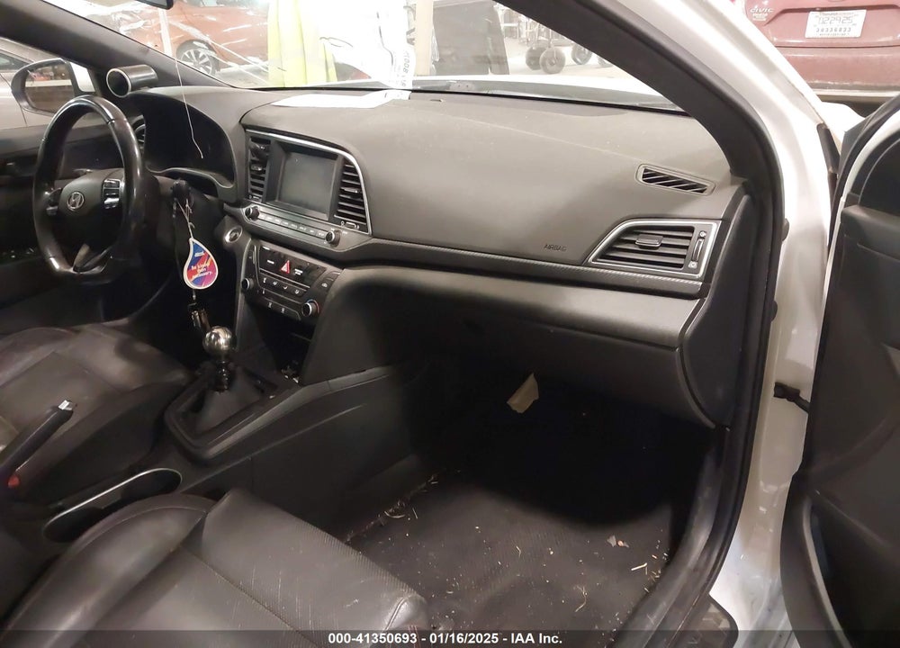 2018 HYUNDAI ELANTRA SPORT VIN: KMHD04LB9JU505885