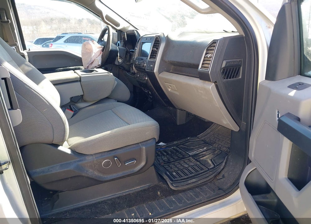 2018 FORD F-150 VIN: 1FTFX1E50JKD30582