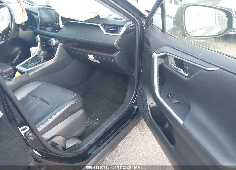 2019 TOYOTA RAV4 LIMITED VIN: JTMN1RFV7KJ010466