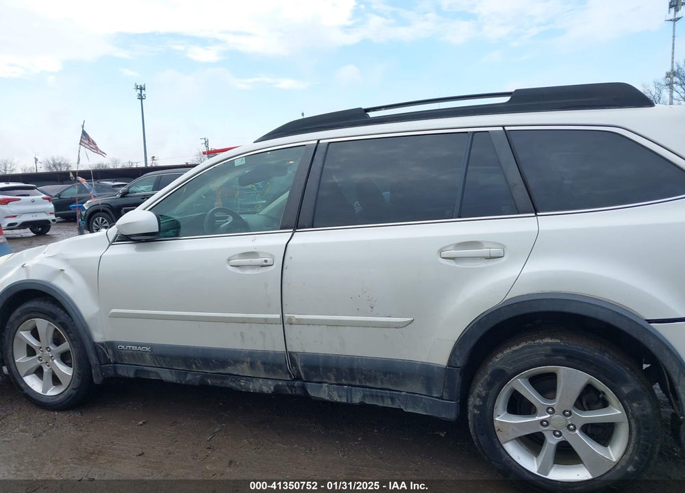 2014 SUBARU OUTBACK 2.5I LIMITED VIN: 4S4BRBMCXE3289744