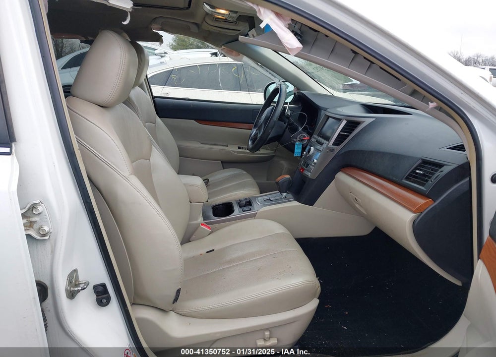 2014 SUBARU OUTBACK 2.5I LIMITED VIN: 4S4BRBMCXE3289744