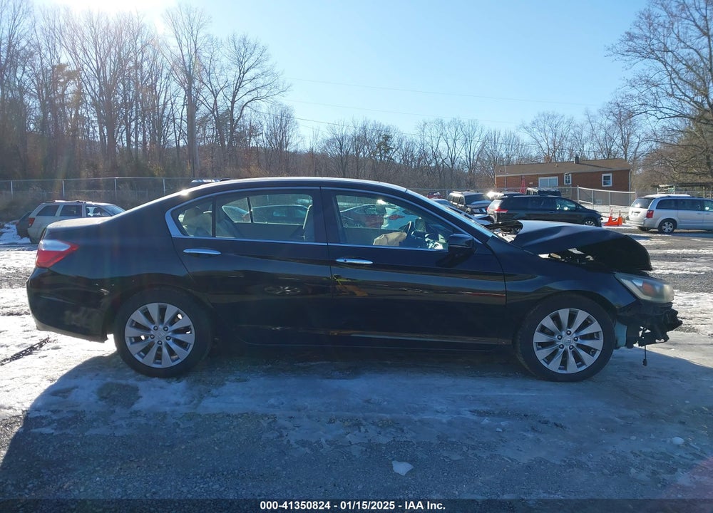 2013 HONDA ACCORD VIN: 1HGCR2F81DA272618
