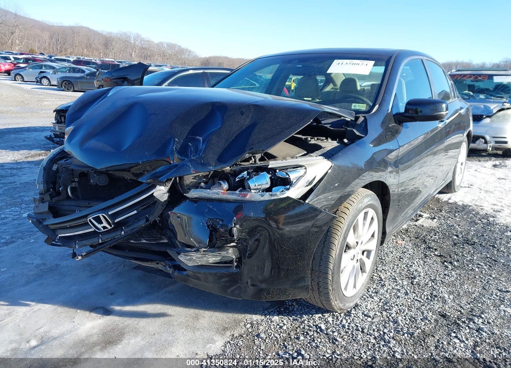 2013 HONDA ACCORD VIN: 1HGCR2F81DA272618