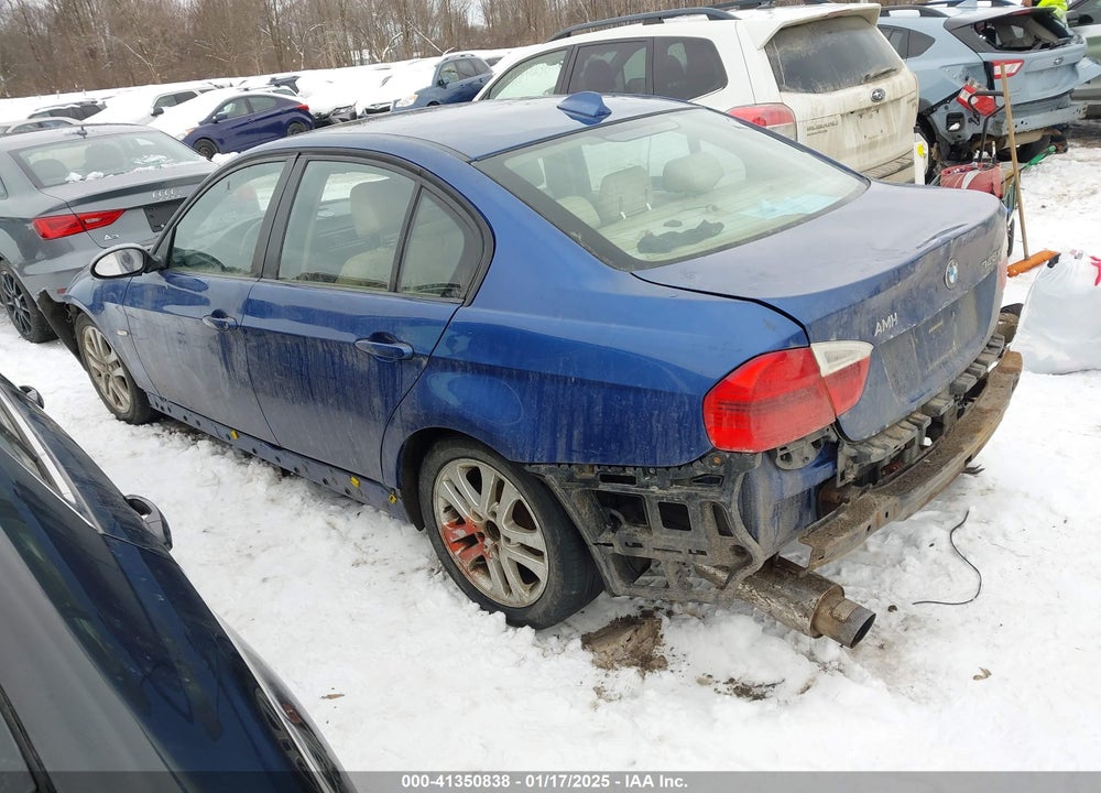 2008 BMW 328XI VIN: WBAVC735X8KP39855