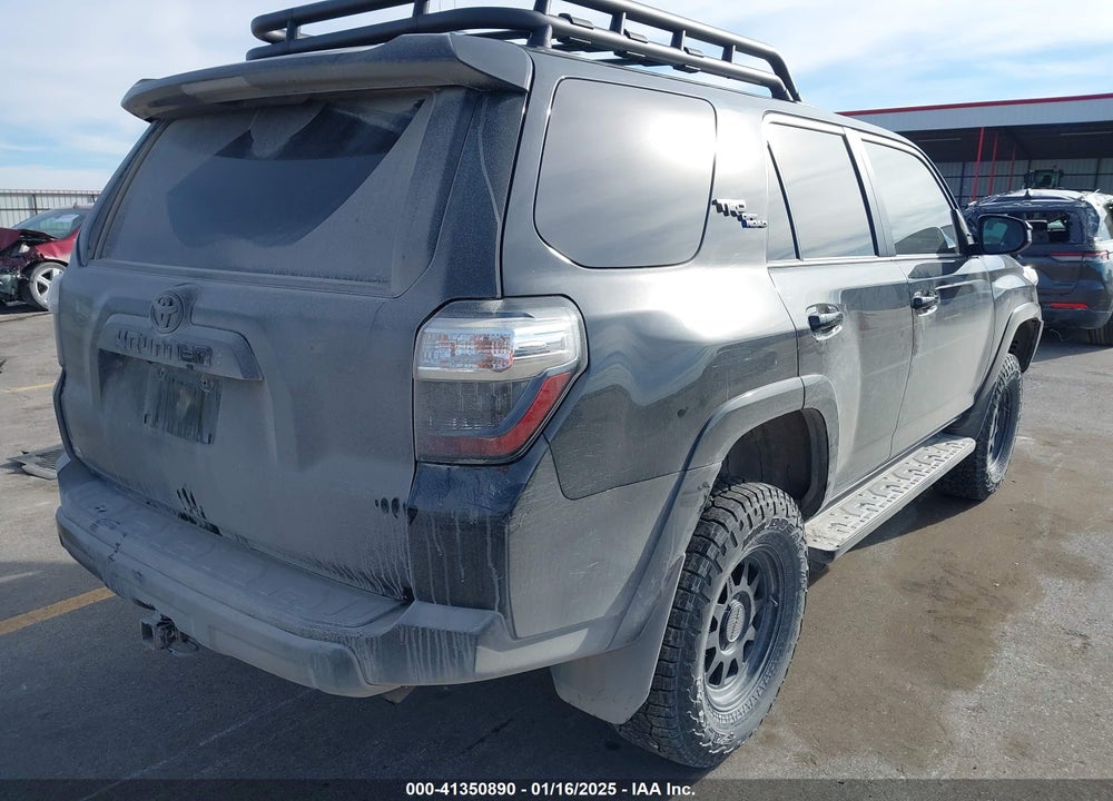 2022 TOYOTA 4RUNNER TRD OFF ROAD VIN: JTEPU5JR4N6020524