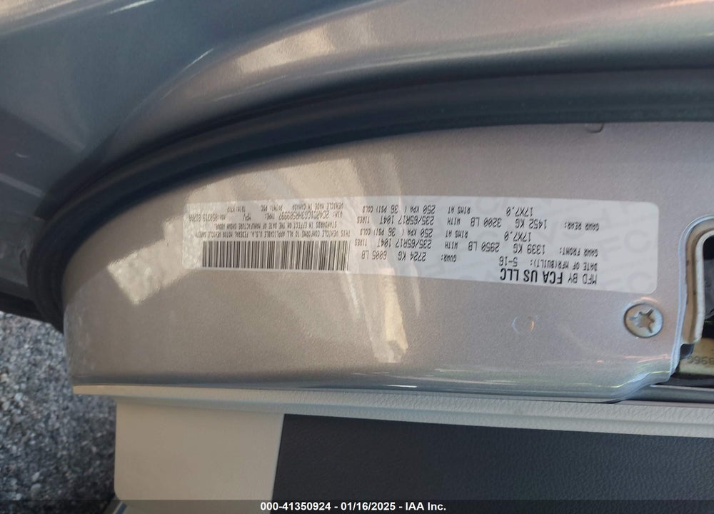 2017 CHRYSLER PACIFICA VIN: 2C4RC1CG3HR509997